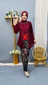 Setelan Kebaya Wanita Kutu Baru Hijab Modern+Angkin+Rok Batik// Kebaya Wisuda