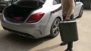 10L/20L/30L Metal Car Motorcycle Petrol Gas Diesel Gasoline Fuel Can Jerry Can Tank Container