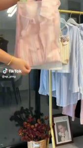 Áo sơ mi nữ kẻ sọc hồng dáng thụng tay dài chất siêu mát dễ phối đồ trẻ trung cá tính phong cách hàn quốc