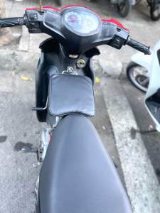 Ghế nệm đi xe máy cho bé xe Wave.Sirius. Jupiter. Honda Cup