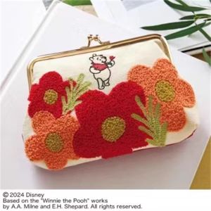 DaVee | Japanese style Winnie the pooh in the floral stitch kiss-lock purse multipurpose coin pouch canvas embroidery makeup bag