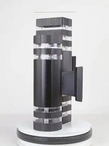 โคมไฟติดผนังกลางแจ้ง โคมไฟนอกบ้าน โคมไฟติดผนังหลอดไฟ E27 ไฟประดับกลางแจ้ง IP67 กันน้ำได้ ไฟแต่งสวน ตัวเรือนอลูมิเนียม พลัง12W รับประกัน 10 ปี จัดส่งจากกรุงเทพ