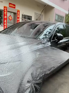 【ใช้กับสีรถสากล】 โฟมล้างรถ โฟมล้างรถไม่ต้องถู 2ลิตร สูตรเยอรมัน โฟมที่อุดม ขจัดคราบแรงพิเศษ ล้างและเคลือบเงาในครั้งเดียว ล้างรถไม่ต้องถู น้ำยาล้างรถไม่ต้องถู  (SNFMS) น้ำยาล้างรถไม่ต้องขัด น้ำยาล้างรถ โฟม น้ำยาโฟมล้างรถ น้ำยาขัดเงารถ น้ำยาสลายคราบ