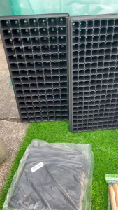 ชู่ช้อน พรวนดิน ช้อนปลูกต้นไม้ (1 ชู่ มี 2 ชิ้น)