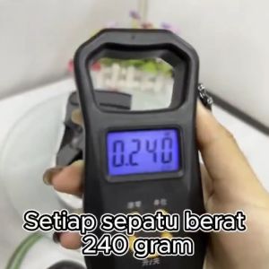 Sandal Gunung Pria Casual Keluaran Terbaru 2025 Tren Pria Kekinian - Anti Slip Anti Licin dan Nyaman di Pakai Empuk Real Pict