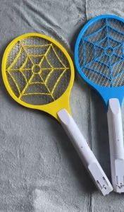 Raket Nyamuk Efektif: SHENAR Raket Nyamuk Listrik & Baterai