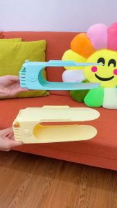 รองเท้า ชั้น 3X3 สุ่มตัวเต็ม 6-18x25x7 ซม. - 1 อันแท่น 6 ชั้น รองเท้า รองเท้าสองชั้นแบบปรับ