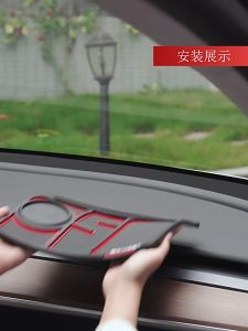 Phone Holder Mat Alas Mobil Dashboard Anti Slip