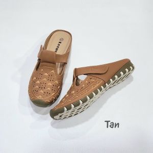 รองเท้าเปิดส้น ปักลายมีสายคาด สวยใส่สบายพื้นไม่ลื่น by here_shoe_shop