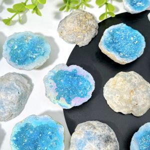 1PC High Quality Random Blue Aura White Agate Raw Stone Natural Crystal Raw Stone Birthday Gift Women Gift Scene Decoration.