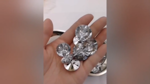 100Pcs Acrylic Crystal Button 18/20/25mm Rhinestone Buttons for Suitable for Clothes Furniture Toy Decorat