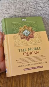 COD The Noble Quran Arabic Indonesia English A5 [ 15 x 21cm ] Al Quran Tiga Bahasa ORIGINAL
