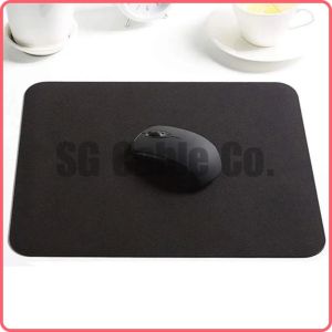 Anti-Slip Black Mouse Pad - Precision Tracking Control for Gaming & Work