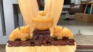 Bộ bát tụ bảo và tỳ hưu bằng đá để bàn thờ thần tài (1 bộ)