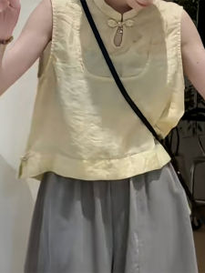 Shalldoer | เสื้อกั๊กคอตั้งสไตล์จีนย้อนยุคสำหรับผู้หญิง ฤดูร้อนปี 2025 เสื้อแขนกุดคอตั้งสไตล์ใหม่ เสื้อผ้าทำงานสไตล์ย้อนยุค