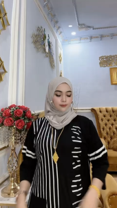 Midi Dress Wanita Yulisa SSC Salur Rawis – Pakaian Kaos All Size Lengan 7/8 Bawah Rawis