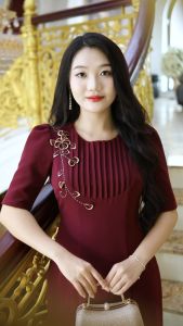 Đầm suông tay lỡ xếp ly hoa kết thủ công DL600 DL602