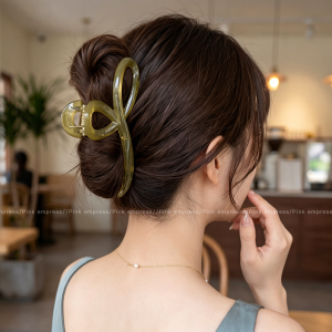PINK EMPRESS | Kẹp Tóc Dots Vàng Dung Lượng Cao Kẹp Cá Mập