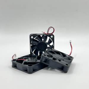 Quạt tản nhiệt Nidec 5v 006a 4cm (40x40x10mm) chính hãng mới