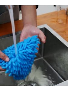 Retractable Chenille Triangle Mop: A Versatile Cleaning Tool