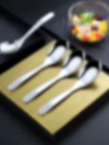 ช้อนสแตนเลส สำหรับตักน้ำแกง ช้อนกลาง ช้อนเกาหลี ช้อนซูป ช้องกลางด้ามยาว ช้อนสแตนเลส ช้อนโต๊ะ ราคาที่พิมพ์ 600-800 เซ็นต์