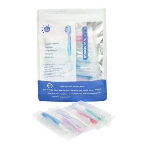 Disposable Travel Toothbrush Soft Bristle Adult Squeak Toothbrush Small Head Toothbrush Floss Toothpick Three-in-One Strawberry Milk