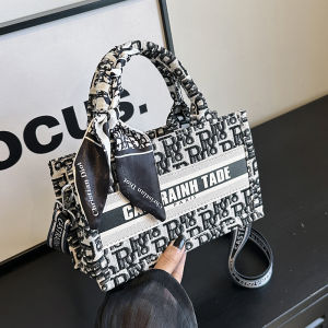 Trendy Canvas Tote Bag Womens 2025 Autumn New Style Single Shoulder Slant Cross Bag Fashion Large Capacity Handheld Commuting Bag