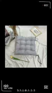 เบาะรองนั่ง เพื่อสุขภาพ มีเชือกสำหรับใช้ผูกกับเก้าอี้ เหมาะสำหรับใช้รองก้น สีพาลเทล สีพื้น จัดส่งในไทย