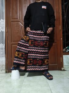 CELANA SARUNG BATIK MOTIF SONGKET TORAJA QUALITY PRODUK NEW .
