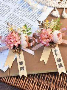 Original Wedding Bouquet Pins for Groom Groomsmen Best Men Bridesmaids Mother of the Bride Mother of the Groom Wedding Supplies