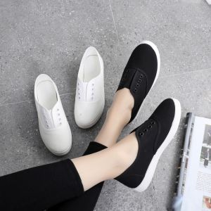 รองเท้าผ้าใบลำลองสำหรับผู้หญิง สวมใส่สบาย นุ่ม รองเท้าผ้าใบแบบสวมสบาย สไตล์เกาหลี รองเท้าผ้าใบสีขาวสำหรับนักเรียน