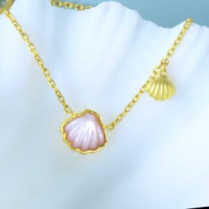 Chow Sang Sang Love Decode 999.9 24K Pure Gold Shell with Mother of Pearl Bracelet 93526B