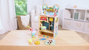 Melissa & Doug Disney Tropical Soft Serve