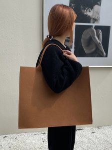 Ins Thickened Shopping Bag Tote Bag Travel Handbag Felt Nylon Autumn Winter Large Capacity Womens Bag Single Shoulder Bag