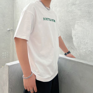 เสื้อยืดคอกลมแขนสั้นหลวมๆ สไตล์ฮ่องกง สำหรับผู้ชาย ทรงหลวม แขนสั้น แขนครึ่งตัว ลำลอง ใส่ในช่วงฤดูร้อน ผ้าฝ้ายผสมยางยืด