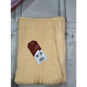 Handuk Merah Putih  100 cm x 50 cm