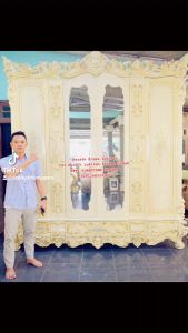 Lemari Pakaian Almari Rak Baju Kayu 4 Pintu Minimalis Kaca Ukir Mewah Mebel Jati Jepara Terbaru