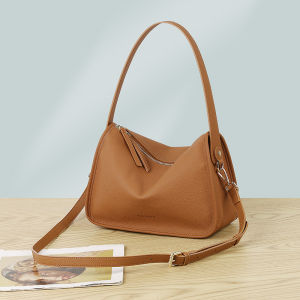 CALYPSO | High-end Single Shoulder Crossbody Bag High Capacity Leather  Fashionable Commuter