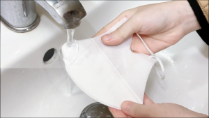 Khẩu trang 5D cải tiến TopGia an toàn thoáng khí ngăn bụi mịn 3 lớp vải không dệt cao cấp