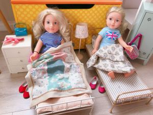 Interchangeable Clothes and Accessories Simulation Doll Toy