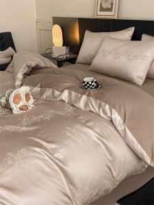 Light Luxury High Density Silk Cotton Bedding Set Cool Feeling Plant Floral Pattern Four Piece Set for Summer Use