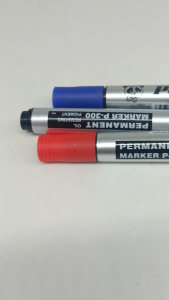 Hodeso Excel Whiteboard Marker No.710 1pc | Quick Dry Bullet Tip | Easy Erasable Whiteboard Pen for Office School Classroom | Non-Toxic Xylene & Toluene Free Ink | Smooth Writing on White Board | Red Blue Black Color Options