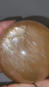 (SG Seller Ready Stocks) Natural Yellow Calcite Ball with Rainbow and Cat Eye Effect 8cm