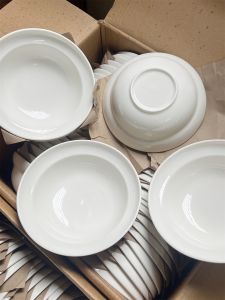 Ceramic Straw Hat Bowl High Aesthetic Value Commercial Use Sugar Water Bowl Breakfast Bowl Dessert Fruit Salad Bowl Noodles Bowl Popular Cheese Bowl