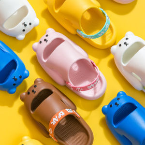 Childrens EVA Bath Slippers Anti-Odor Slip-Resistant Integrated Bathroom Washing Lightweight Summer Cool Slippers for Boys And Girls