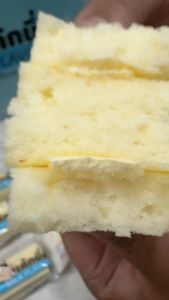 DoLeDo เค้กนึ่งสอดไส้ครีมนม กลิ่นหอม แป้งนิ่ม ไส้หวานกำลังดี 1 กล่องมี 12 ชิ้น ขนมเค้ก ขนมทานเล่น กลิ่นหอม แป้งนิ่ม ไส้หวานกำลังดี สินค้าคุณภาพ พร้อมส่ง