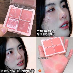 รองพื้นเนื้อแมตต์สีสันสดใสแบบหลายสีสัน กันน้ำ ติดทนนาน สีแดงสด สีชมพู สีแดงสด อุปกรณ์แต่งหน้าสำหรับผู้หญิง