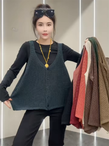 Casual V-Neck Knitted Vest Womens Spring Autumn Style Loose Versatile Sleeveless Tank Top Fashionable Commute Button Detail