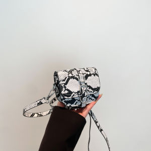 Summer Fashion Snake Skin Mini Shoulder Bag Womens New 2025 Quality Versatile Saddle Bag Personality Crossbody Bag