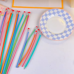 [Little B House] Flexible Pencil Soft Pencil With Eraser Pencils Goodies For Kids Stationery 软铅笔 Pensil Lembut - ST62